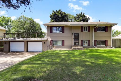 7849 Sierra Parkway, Minneapolis, MN 55444