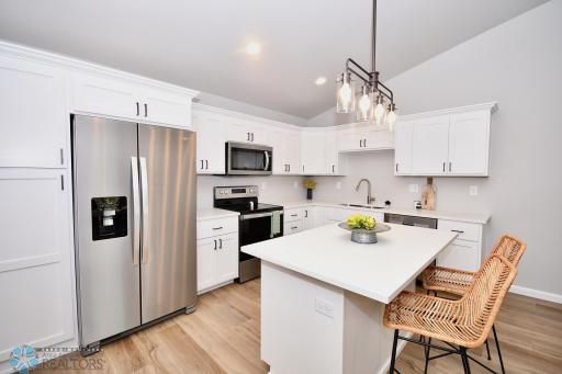 2391 Eagle Valley Drive S, Fargo, ND 58104