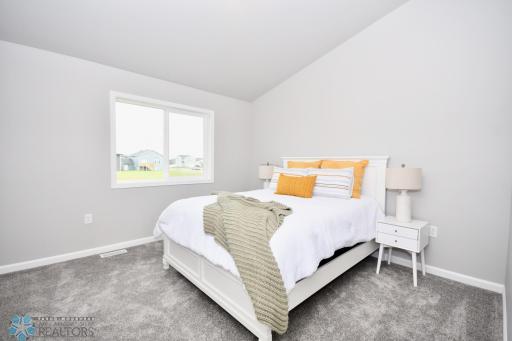 2391 Eagle Valley Drive S, Fargo, ND 58104