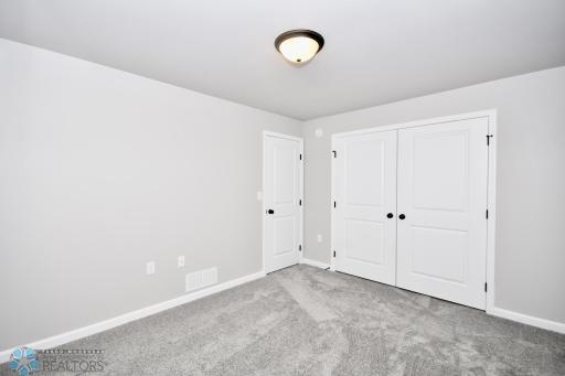 2391 Eagle Valley Drive S, Fargo, ND 58104