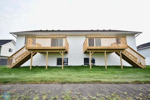 2391 Eagle Valley Drive S, Fargo, ND 58104
