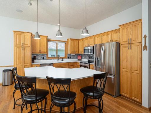 2822 Wilds Ln NW Prior Lake MN 55372 USA-015-039-Kitchen-MLS_Size.jpg