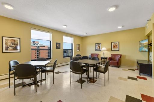 6615 Lake Shore Drive S, 410, Richfield, MN 55423