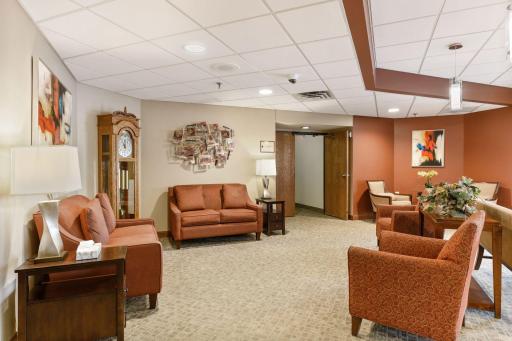 6615 Lake Shore Drive S, 410, Richfield, MN 55423