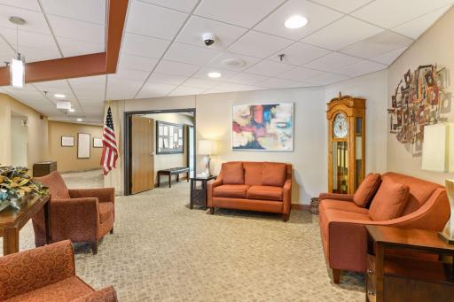 6615 Lake Shore Drive S, 410, Richfield, MN 55423