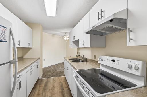 6615 Lake Shore Drive S, 410, Richfield, MN 55423