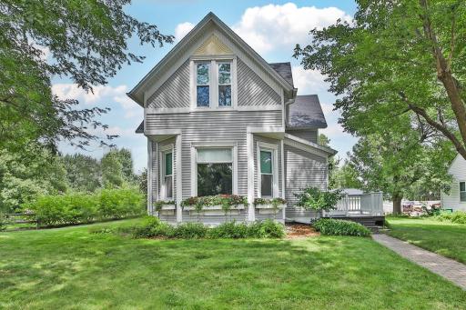 421 1st Street SW, New Richland, MN 56072