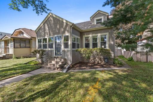 1411 Palace Avenue, Saint Paul, MN 55105