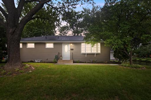 10325 Vincent Avenue S, Minneapolis, MN 55431