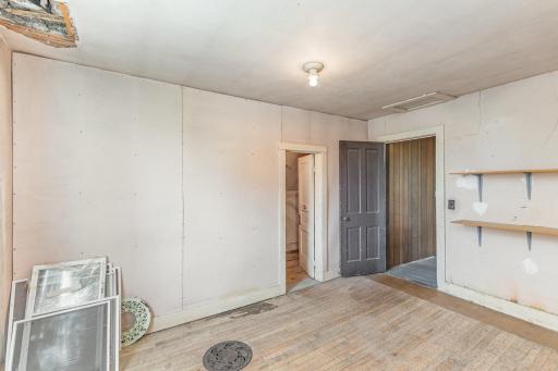Future bedroom currently with no heat source