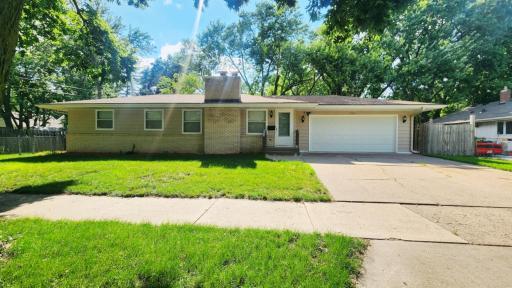 2311 Nokomis Avenue, Saint Paul, MN 55119