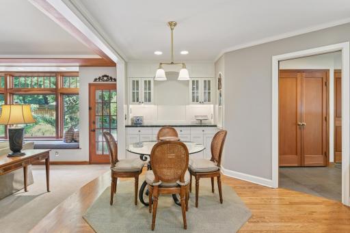 5517 Knoll Drive, Minneapolis, MN 55436