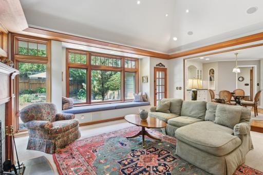 5517 Knoll Drive, Minneapolis, MN 55436