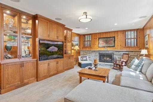 5517 Knoll Drive, Minneapolis, MN 55436