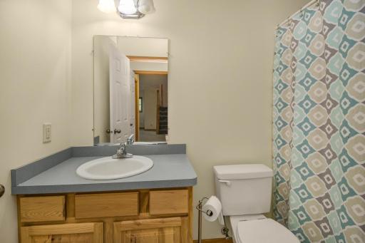 659 Goodview Avenue N, Saint Paul, MN 55128