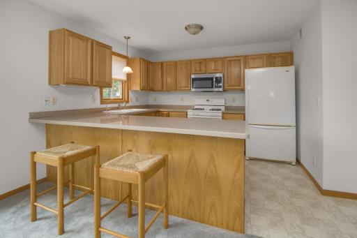 659 Goodview Avenue N, Saint Paul, MN 55128