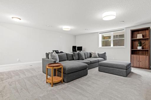 5540 Cumberland Road, Minneapolis, MN 55410