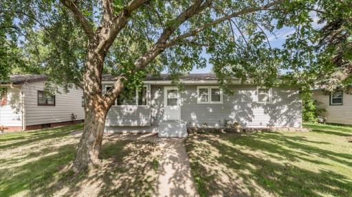 1122 14th Avenue SE, Saint Cloud, MN 56304