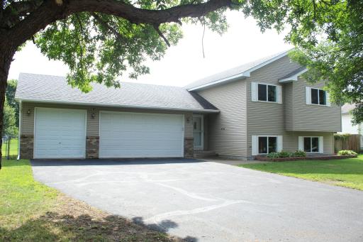 1432 Zachary Street S, Cambridge, MN 55008
