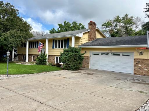 1200 W 136th Street, Burnsville, MN 55337