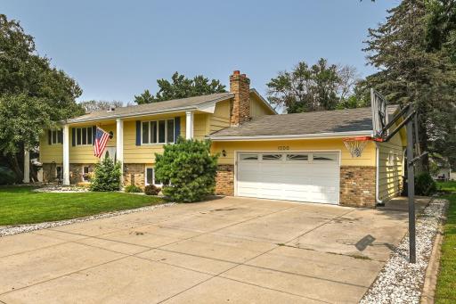 1200 W 136th Street, Burnsville, MN 55337