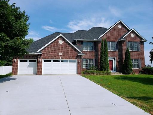 17993 Fullerton Court, Lakeville, MN 55044