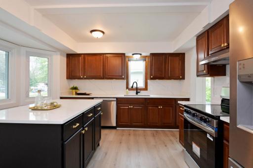 10419 Goldenrod Street NW, Coon Rapids, MN 55448