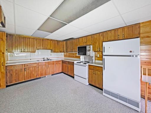 6901 39th Street NW, Akeley, MN 56433