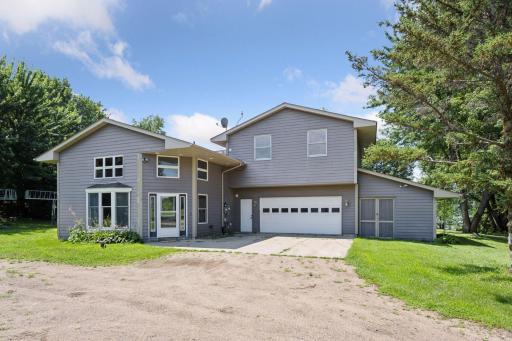 7861 Greer Avenue NW, Maple Lake, MN 55358