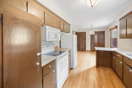 10548 Johnson Road, Bloomington, MN 55437