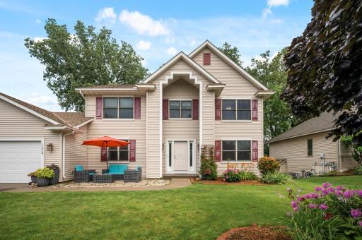 11410 42nd Place N, Minneapolis, MN 55441