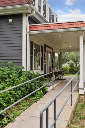 114 E 6th Street, New Richmond, WI 54017
