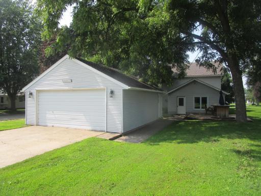 201 Alaska Avenue, Hoffman, MN 56339