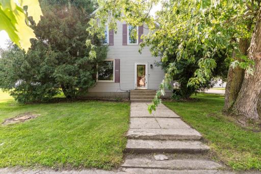 201 Alaska Avenue, Hoffman, MN 56339