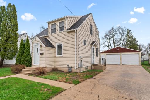 1812 3rd Avenue NE, Austin, MN 55912
