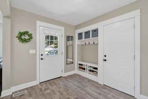 14007 Excelsior Boulevard, Minnetonka, MN 55345