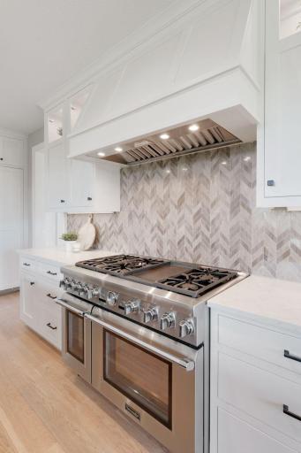 Commerical grade hood removes any unwanted cooking odors