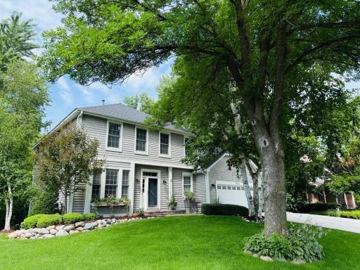 8656 Endicott Trail, Eden Prairie, MN 55347