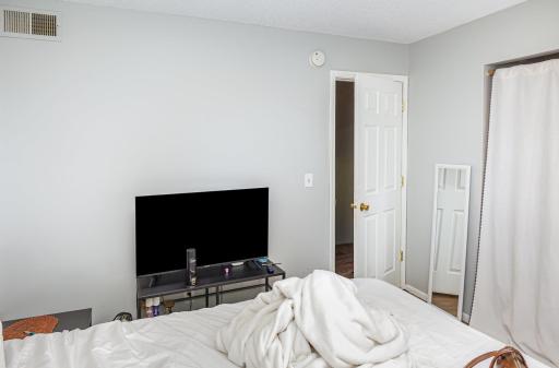 7942 Yates Avenue N, Minneapolis, MN 55443