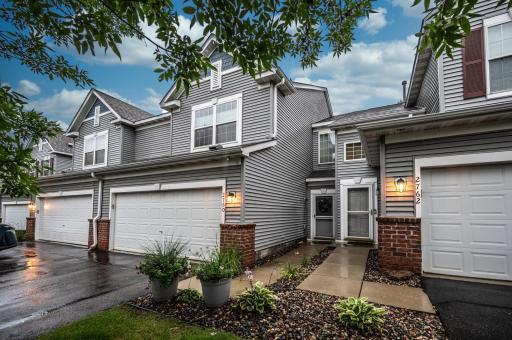 2760 Spy Glass Drive, Chaska, MN 55318