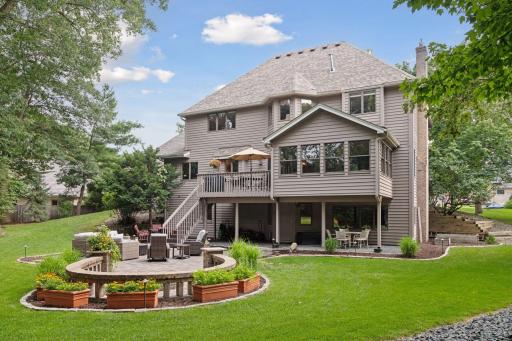 2204 Wildwood Court, Burnsville, MN 55306