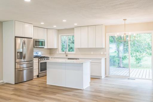 7725 Dupont Avenue N, Brooklyn Park, MN 55444