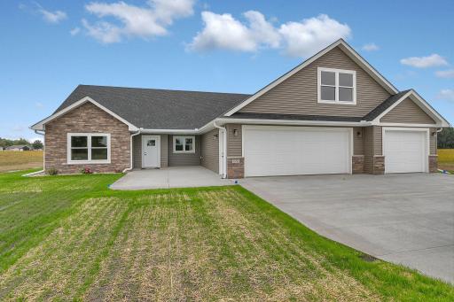 1958 68th Avenue N, Saint Cloud, MN 56303