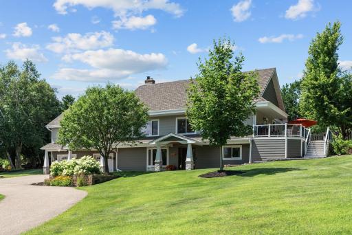 7300 Prairie View Drive, Eden Prairie, MN 55346