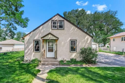 25 63rd Way NE, Minneapolis, MN 55432