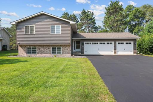 14204 Vintage Street NW, Andover, MN 55304