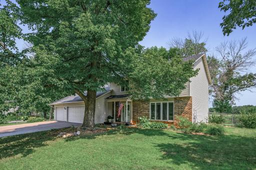 10556 Lancaster Lane N, Maple Grove, MN 55369