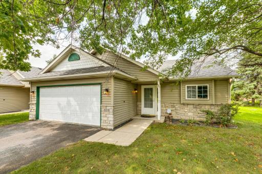 999 County Road D E, Saint Paul, MN 55109