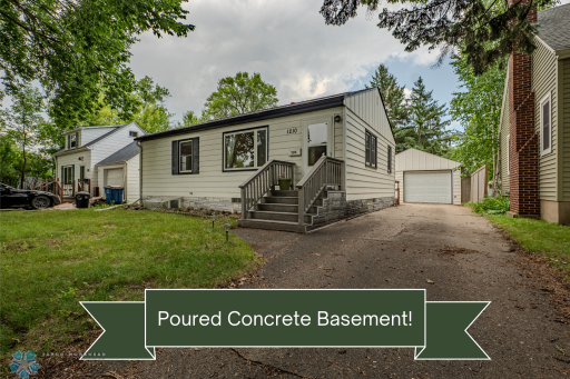 1210 2nd Street S, Moorhead, MN 56560