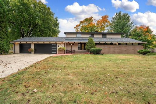 Photo for 633 11th Street SE, Owatonna, MN 55060 - listing #6760321 633 11th Street SE, Owatonna, MN 55060